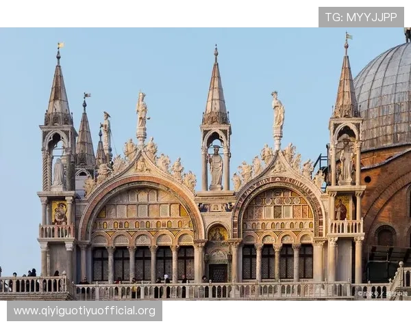 威尼斯体育场的历史背景与建筑特色详解让你全面了解威尼斯体育场的魅力与文化底蕴 威尼斯体育场的历史背景与建筑特色详解让你全面了解威尼斯体育场的魅力与文化底蕴